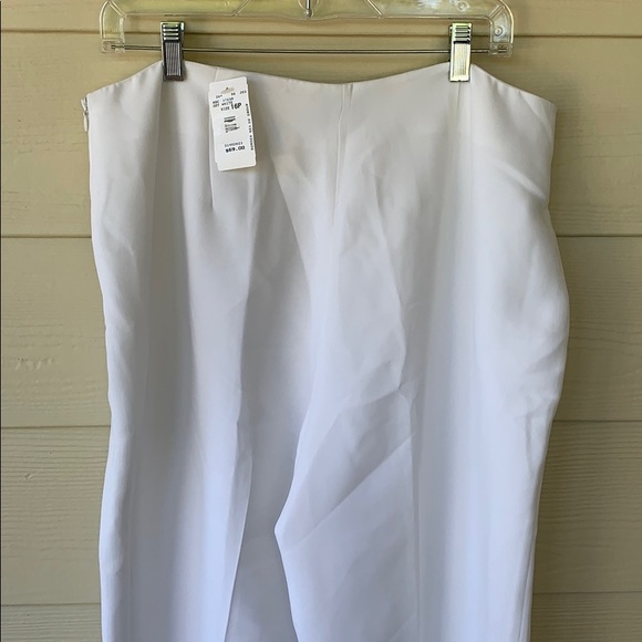 Beautiful white summer pant - size P16 - Picture 4 of 8